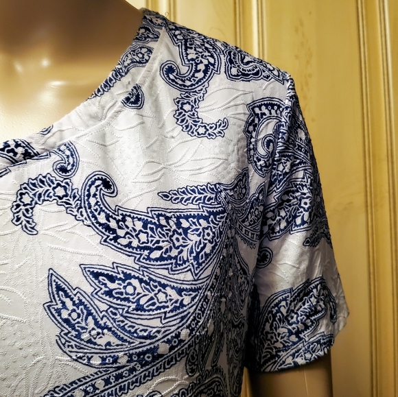 Paisley Blue and White Embroidered Tee - Picture 7 of 11